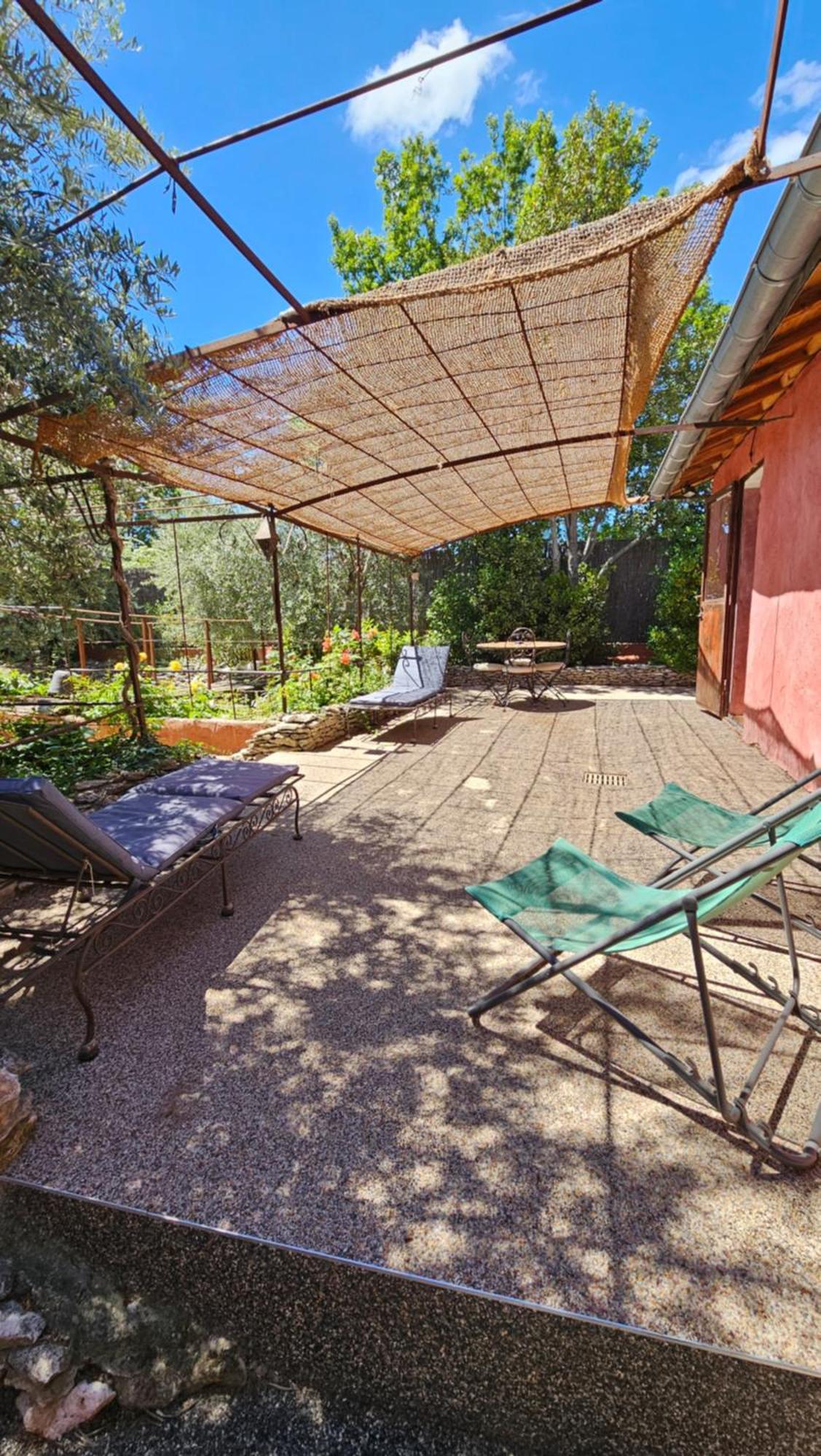 La Medievale Du Luberon Roussillon en Isere 외부 사진