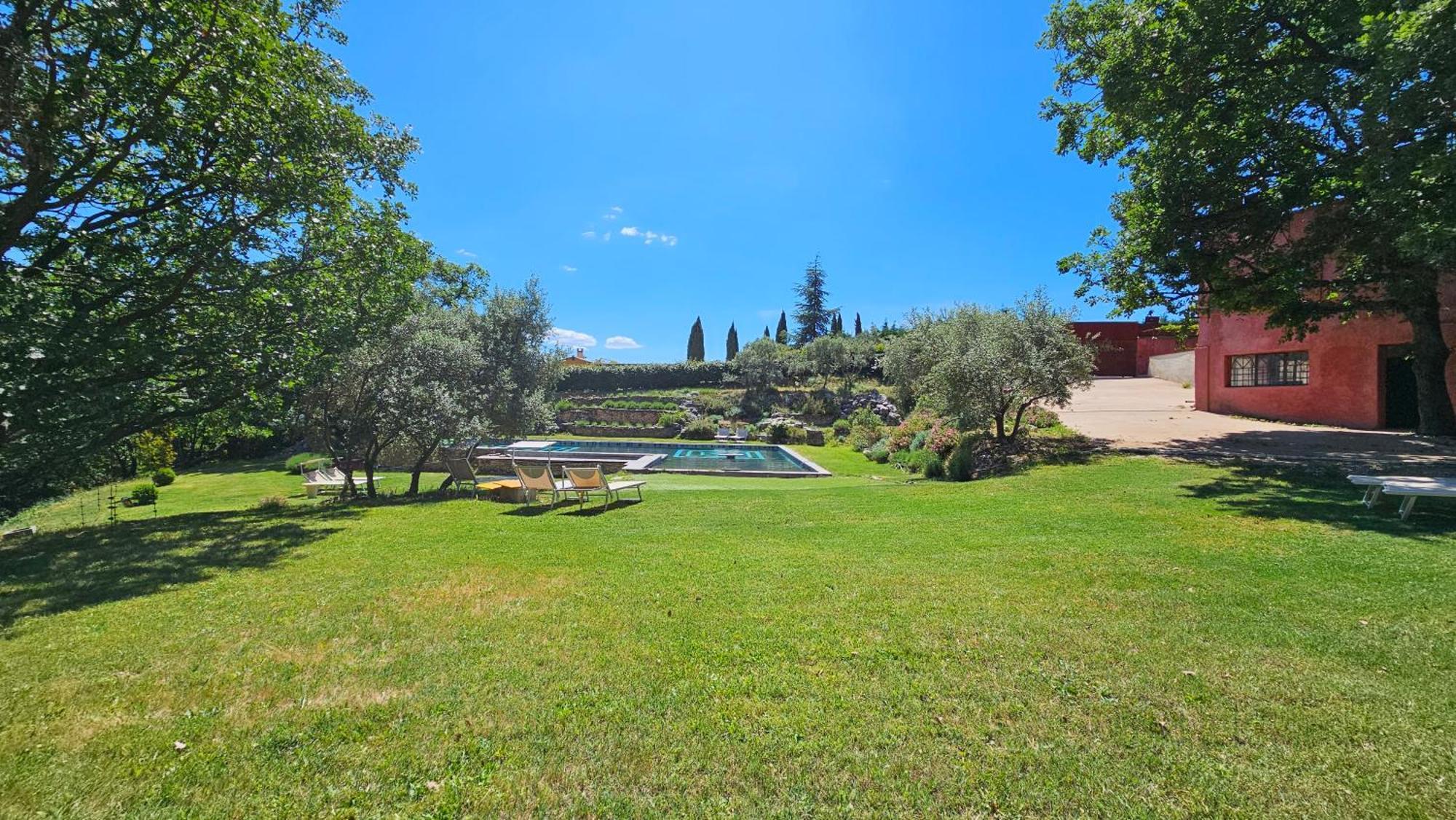 La Medievale Du Luberon Roussillon en Isere 외부 사진